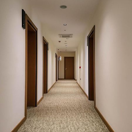 Valza Boutique Hotel Влёра Экстерьер фото