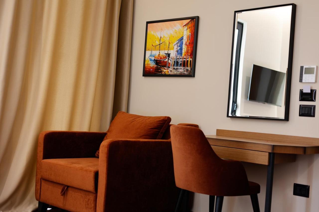 Valza Boutique Hotel Влёра Экстерьер фото