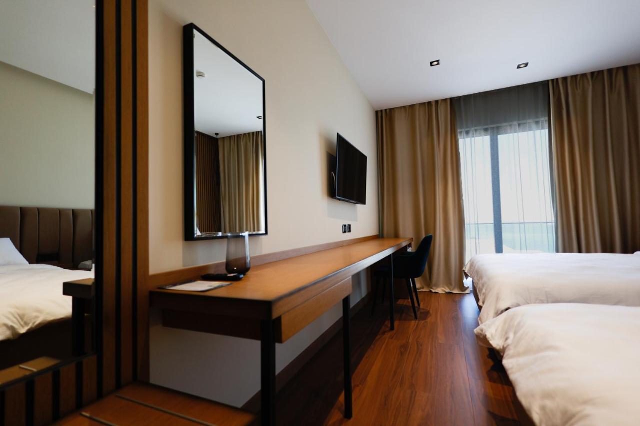Valza Boutique Hotel Влёра Экстерьер фото
