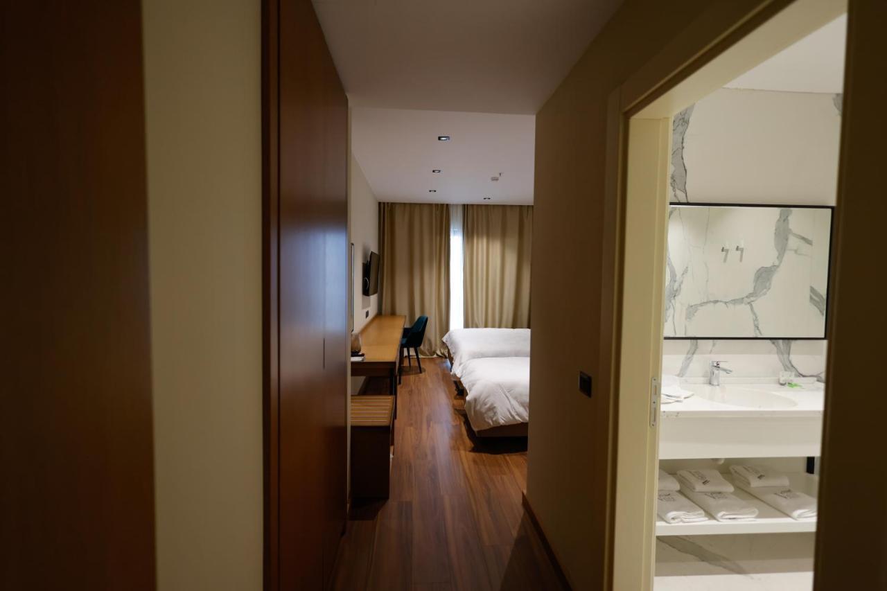 Valza Boutique Hotel Влёра Экстерьер фото